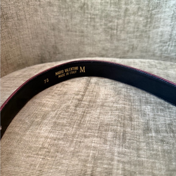 Valentino Burgundy Leather Belt with Gold V Buckle - Picture 4 of 5